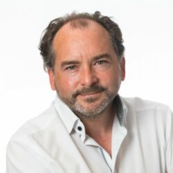 David Maguire Speaker at Large Scale Solar Central and Eastern Europe David Maguire Speaker at Large Scale Solar Central and Eastern Europe